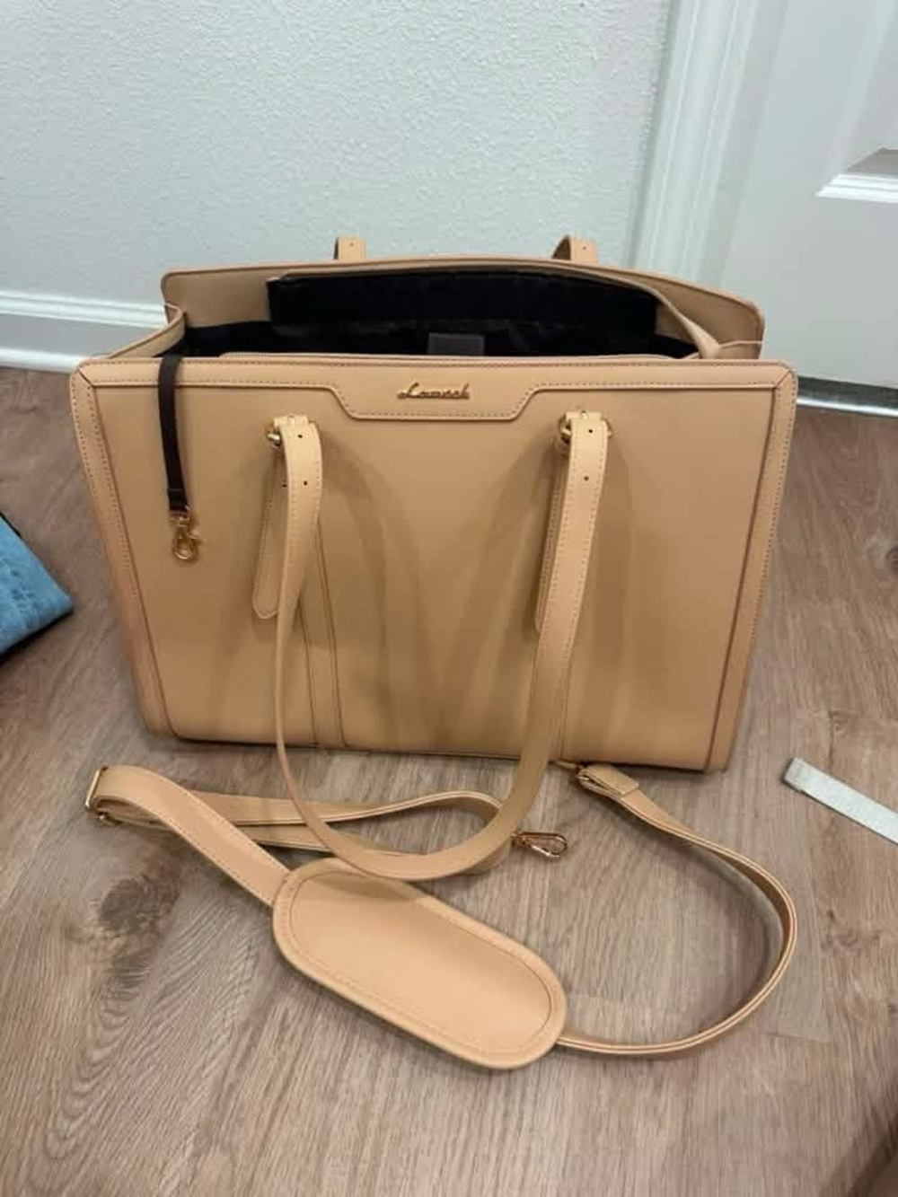 Lovevook Beige Structured Leather Tote with Detachable Strap